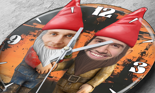 gallery-personalized-wall-clock-garden-gnomes-couple-friends-3
