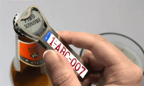 Flaskeåbner - Køleskabsmagnet