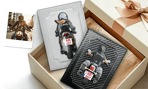 Personalizowany uchwyt na dokumenty do motocykla z imieniem i numerem rejestracyjnym – prezent dla twojej drogiej córki