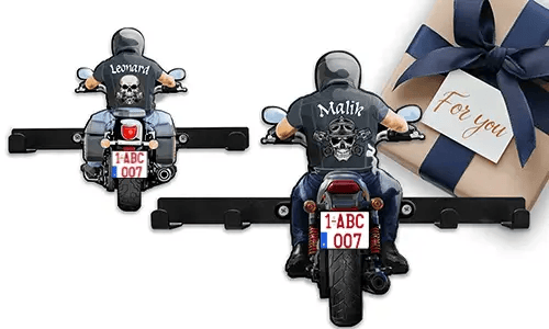 Cool portachiavi da parete per il tuo ragazzo con il suo nome e la sua targa sopra!