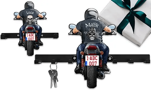 Einzigartige Schlüsselhalter-Wand mit dem Namen deines Bruders und dem Nummernschild