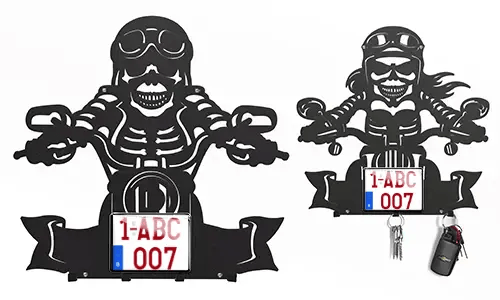 Vægmonteret nøglerække med skelet til motorcyklister