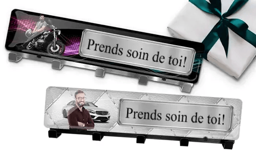 Porte-clés mural avec la photo de ton fils et sa plaque d’immatriculation