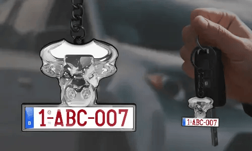 gallery-bull-keychain-licence-plate-1