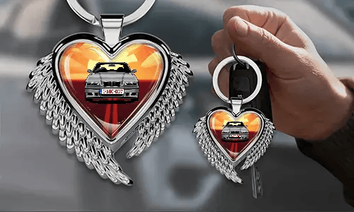 gallery-keychain-heart-wings-car-3