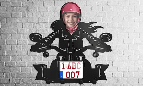 gallery-keyholder-wall-motorcycle-rider-skeleton-face-license-plate-and-text-printed-1