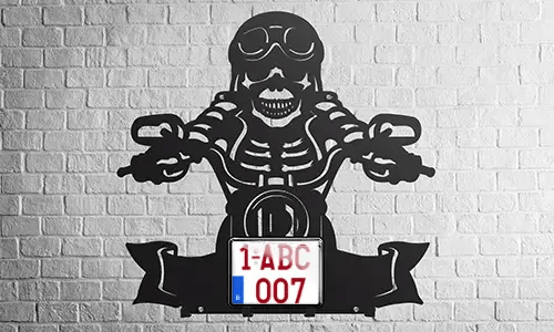gallery-keyholder-wall-skeleton-motorcycle-rider-license-plate-text-printed-1