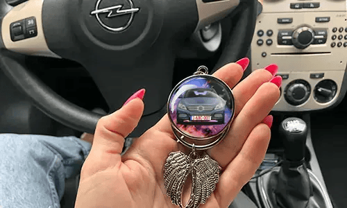 gallery-mirror-chain-angel-wings-6-1