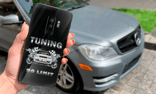 individuelle handyhülle Tuning mit dem Wagen auf dem Hintergrund handyhülle individualisieren