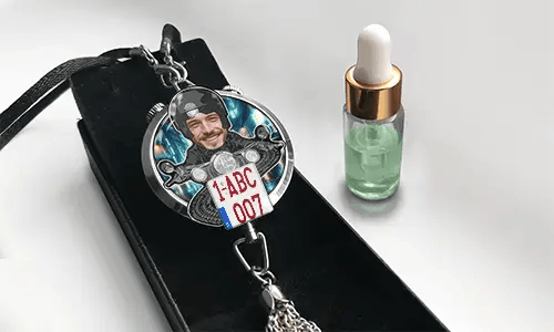 gallery-personalised-car-air-freshener-with-motorcycle-driver-1