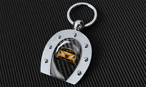 gallery-photo-horseshoe-keychain-1