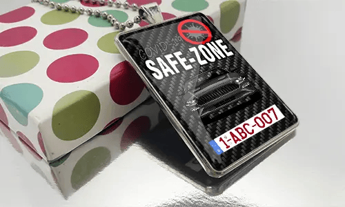 Auto-Safezone-Anhänger mit Carbon Hintergrund Safezone-Anhänge