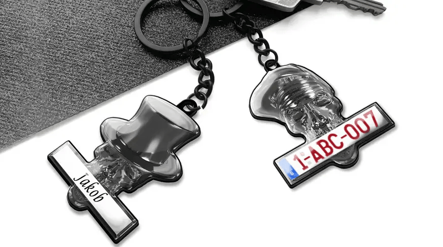 head-keychain-skull-license-plate