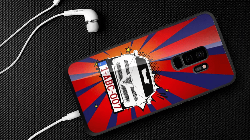 Etui na telefon - komiksowa sylwetka