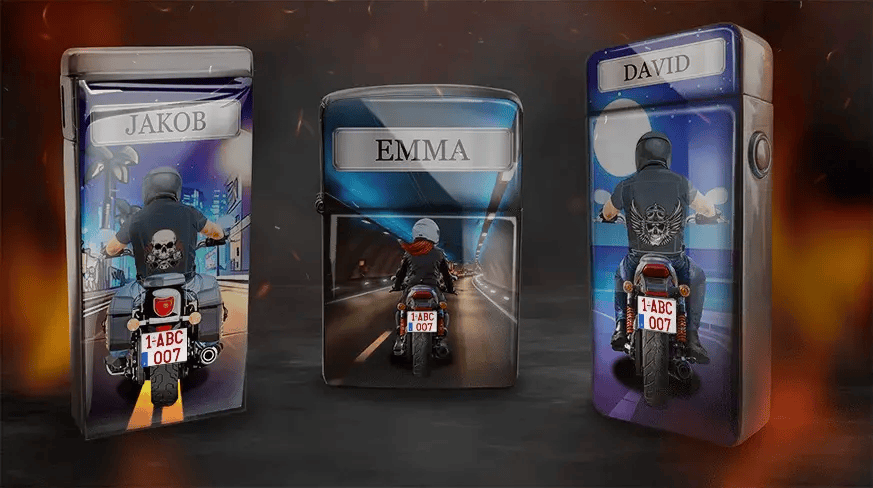Drei Feuerzeughüllen zeigen Motorradfahrer von hinten, jeweils mit den Namen Jakob, Emma und David. Hintergründe: städtische Nachtlandschaft, Tunnel und mondbeschienene Szenerie. Energetische Atmosphäre.