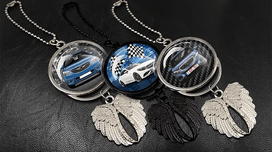 head-mirror-chain-angel-wings-1